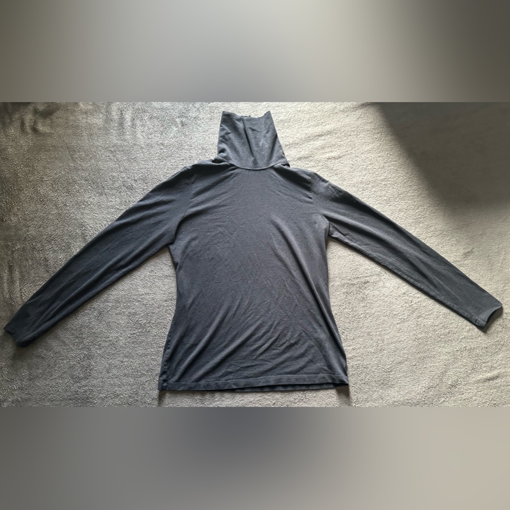 Women’s Black Turtle Neck Long Sleeve